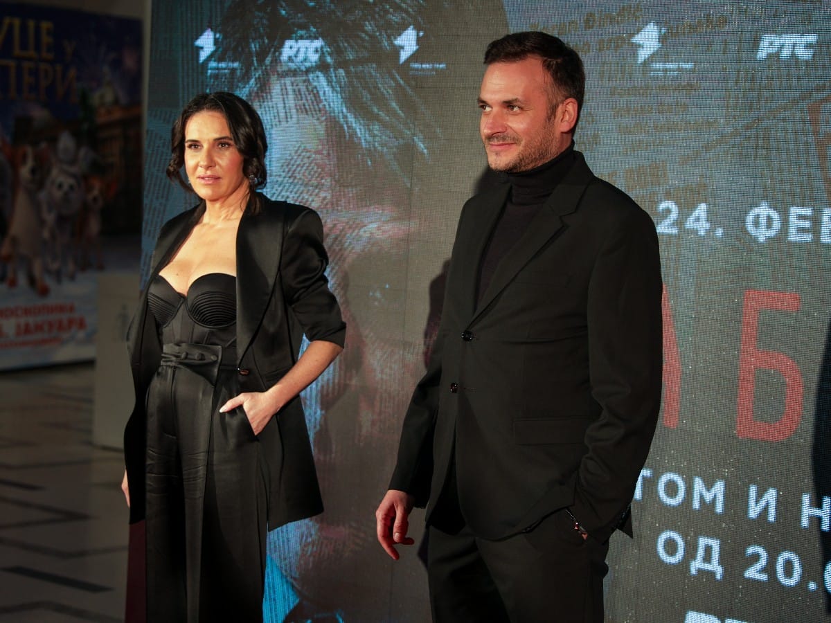 Sablja osvojila nagradu u Kanu, prikazane 2 epizode