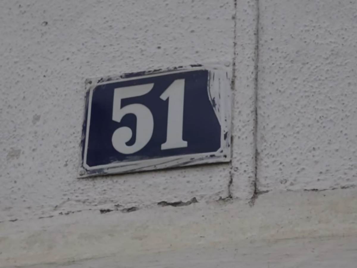 Nakon života u hraniteljskoj porodici vratili se na dedovinu i naša pomoć im je zaista potrebna  (6).jpg