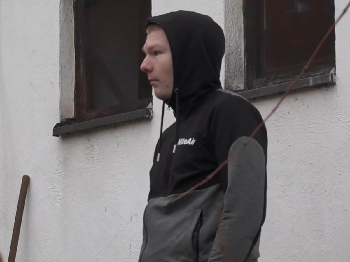 Nakon života u hraniteljskoj porodici vratili se na dedovinu i naša pomoć im je zaista potrebna  (8).jpg