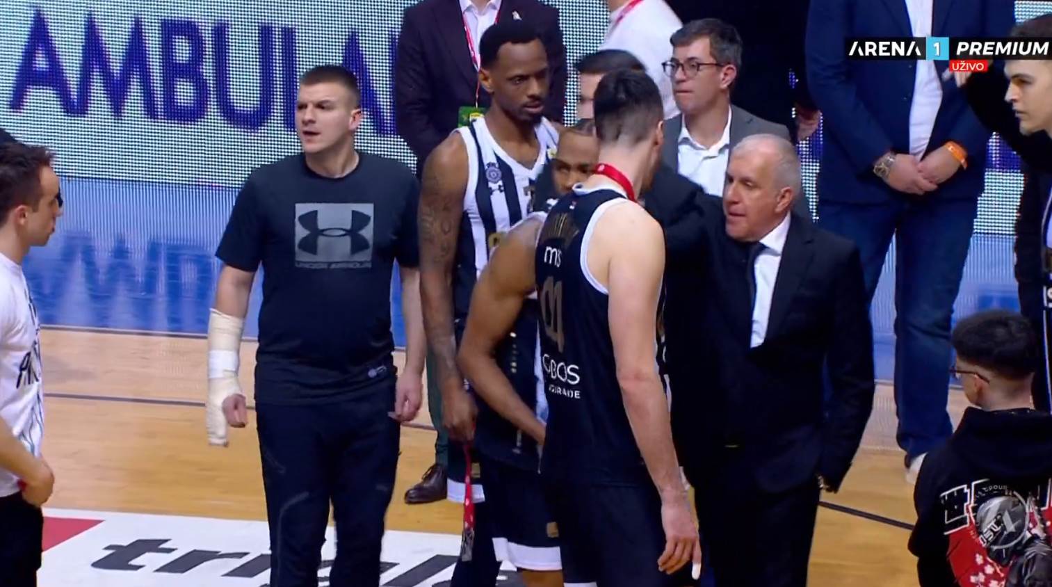 Kup Koraća Željko Obradović vratio igrače.png