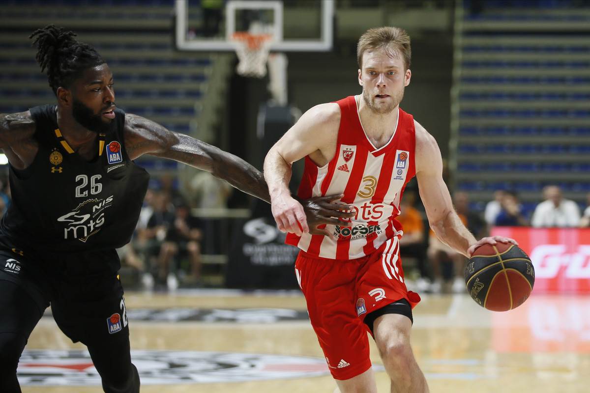 Nate Wolters (14) copy.jpg