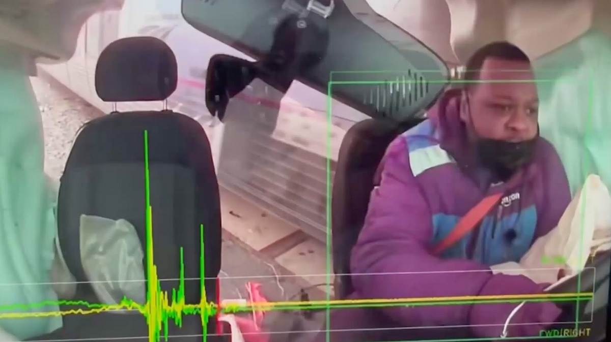 Dostavljač Amazona kojeg je udario voz ne može da veruje da je preživeo (3).jpg