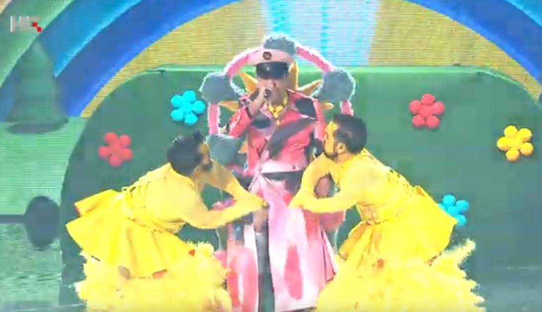 Severina vratila uslugu Let 3 nastupom na Dori