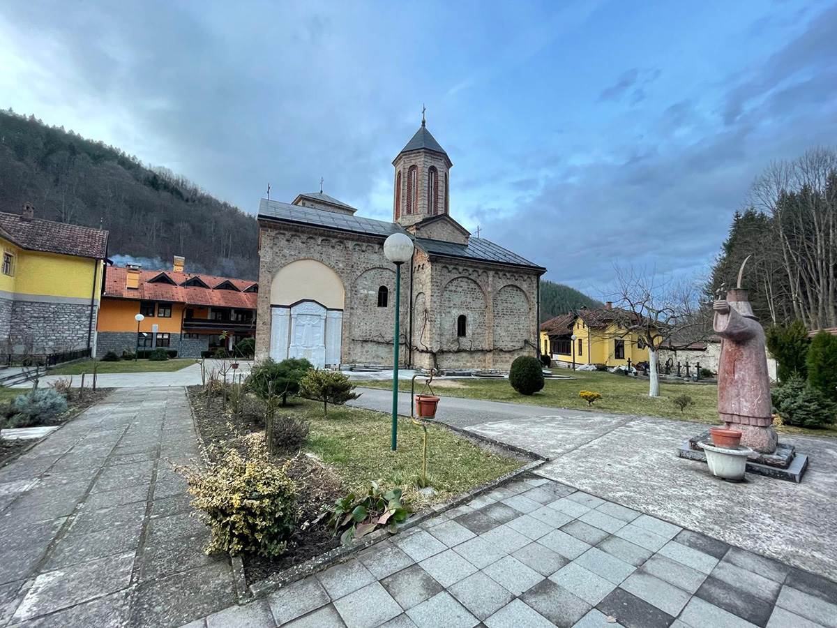 manastir Rača (7).jpg