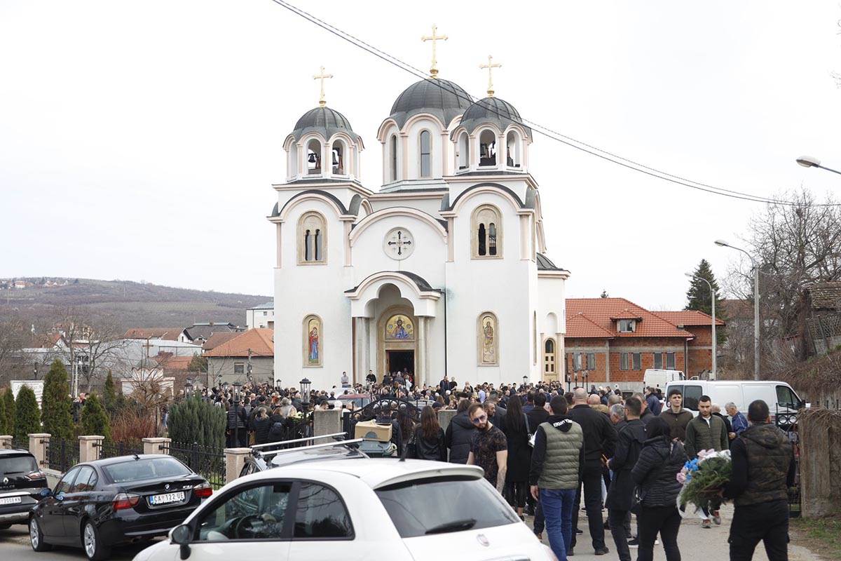 Moguće raspisivanje crvene poternice za ubicama MMA borca Stefana Savića
