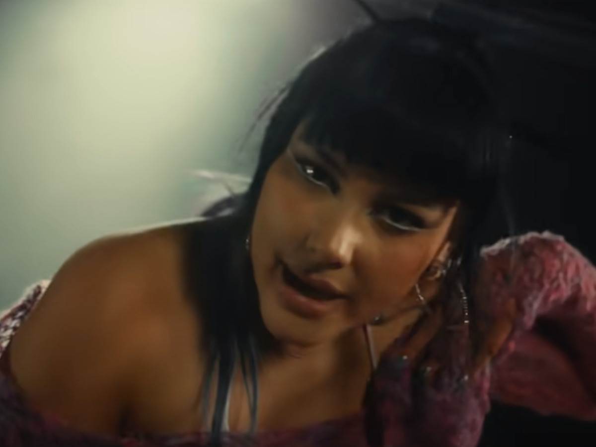 Teja Dora anslovna.jpg