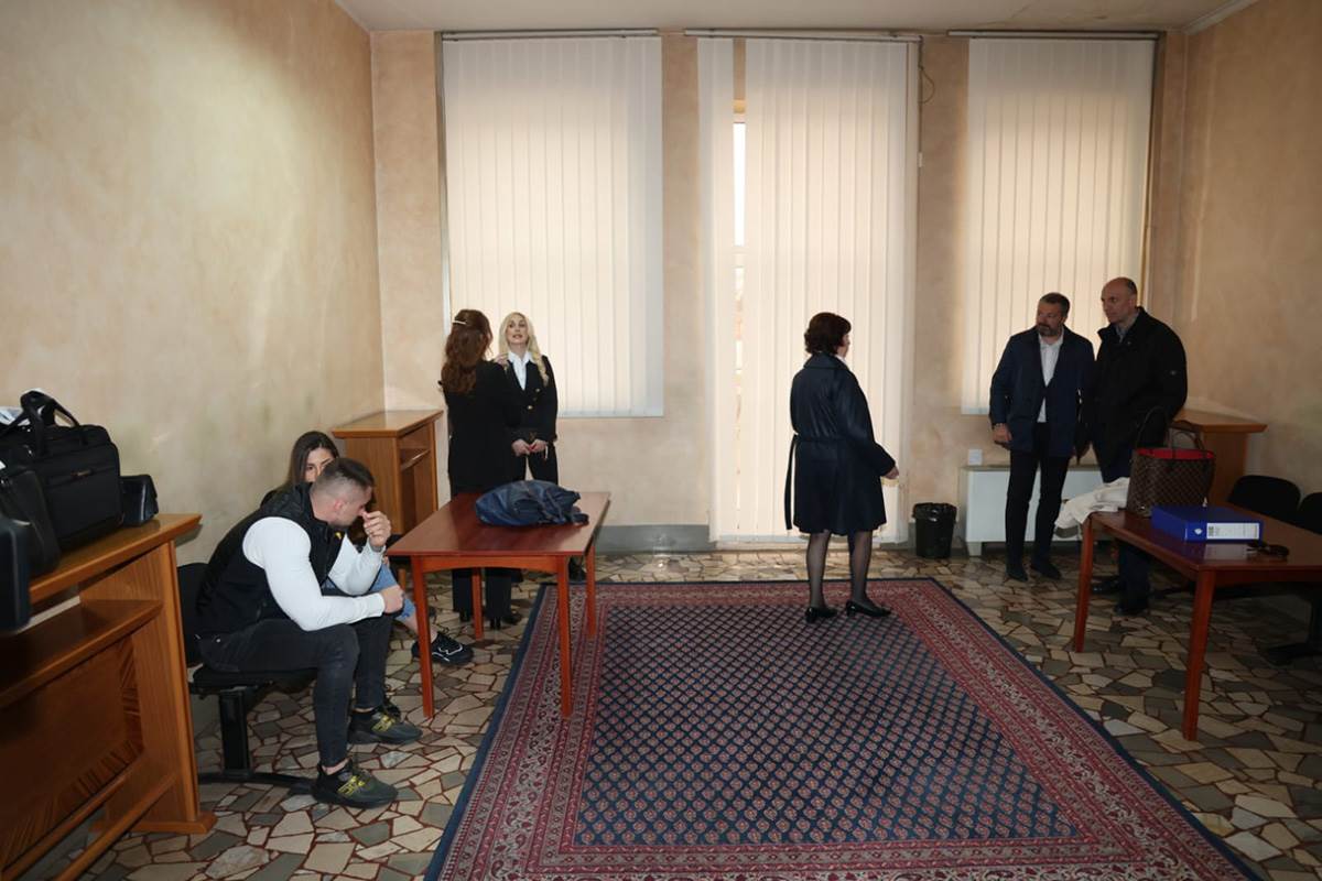 Nastavljeno suđenje Velji Nevolji, Marku Miljkoviću i njihovim suprugama zbog pranja para