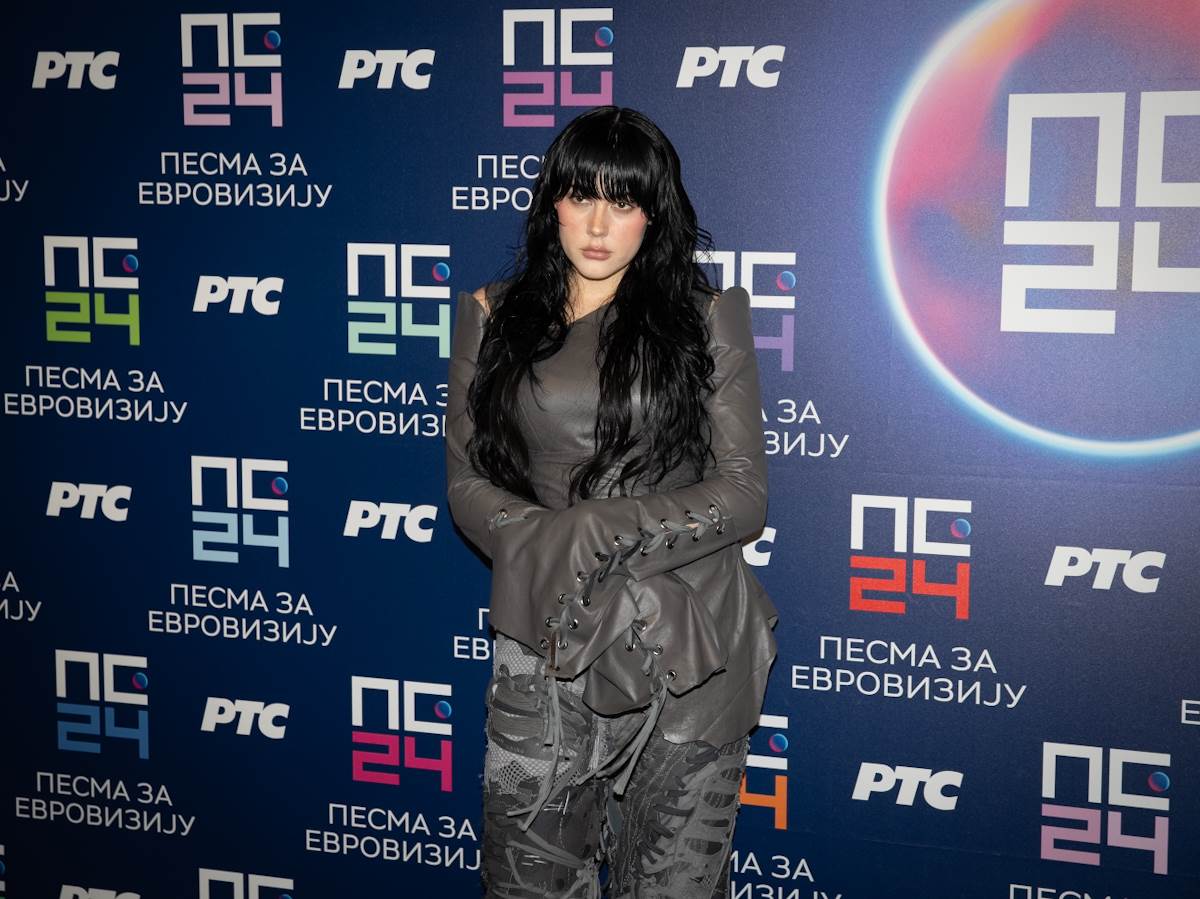 Koje je godište Teya Dora?