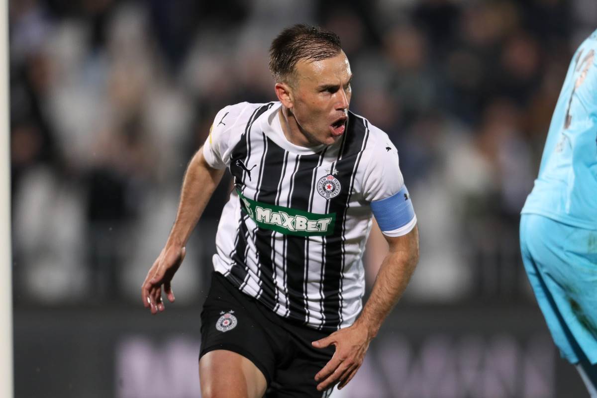 Prtizan železničar (6).JPG