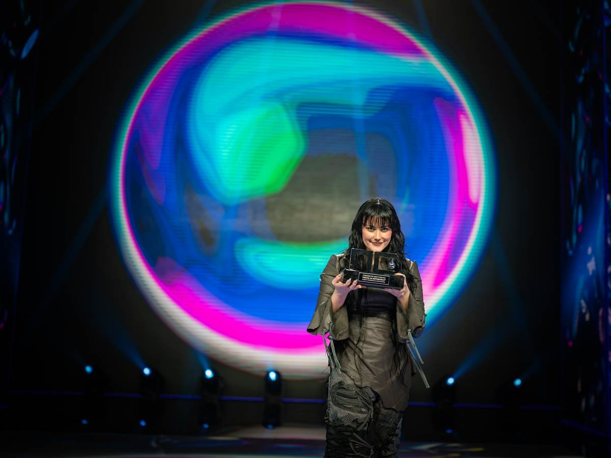 Simbolika odeće Teya Dore