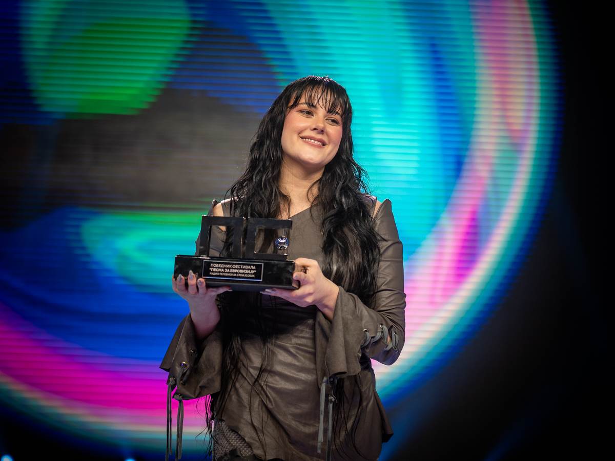 Teya Dora pre i posle