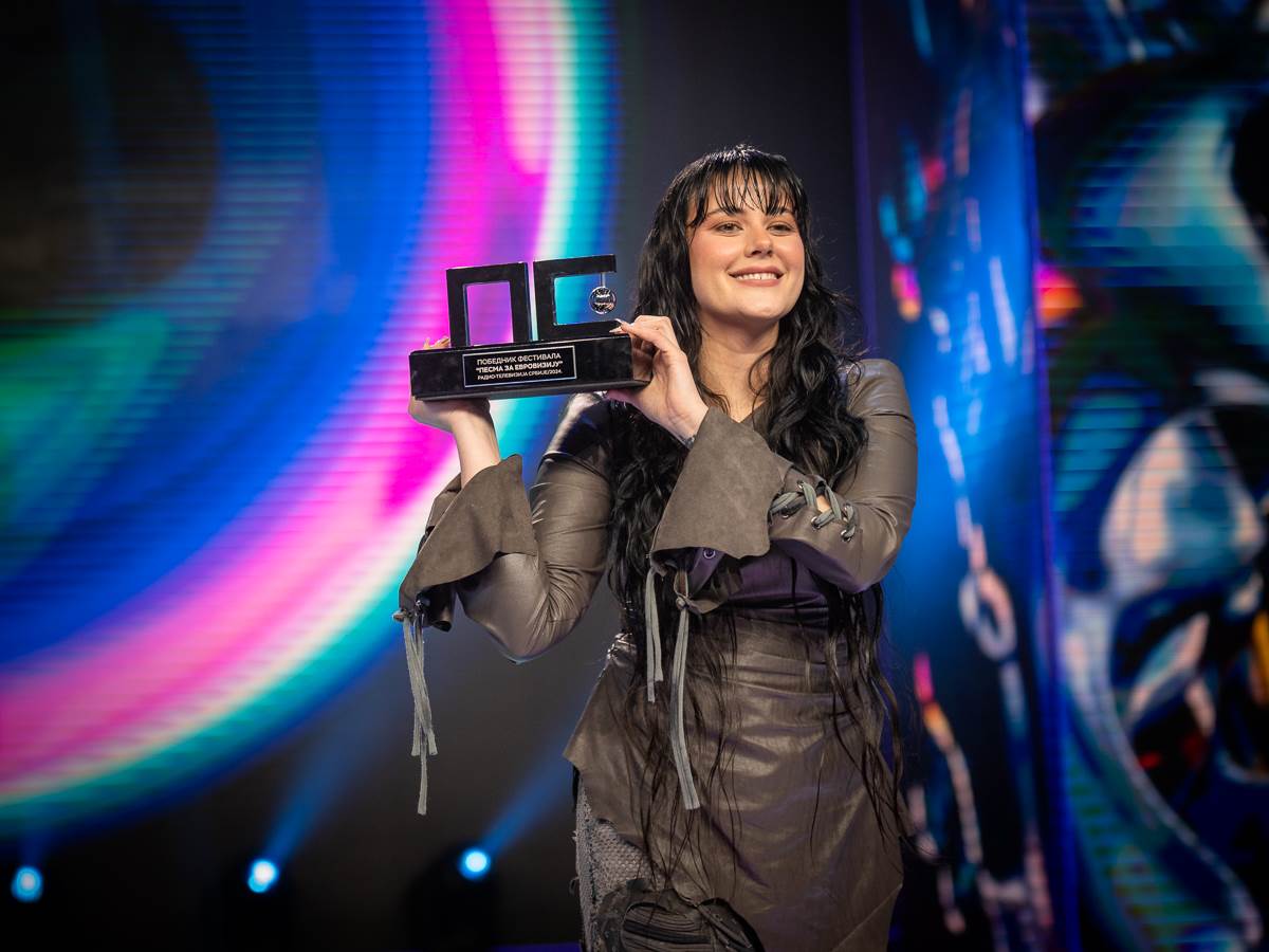 Simbolika odeće Teya Dore