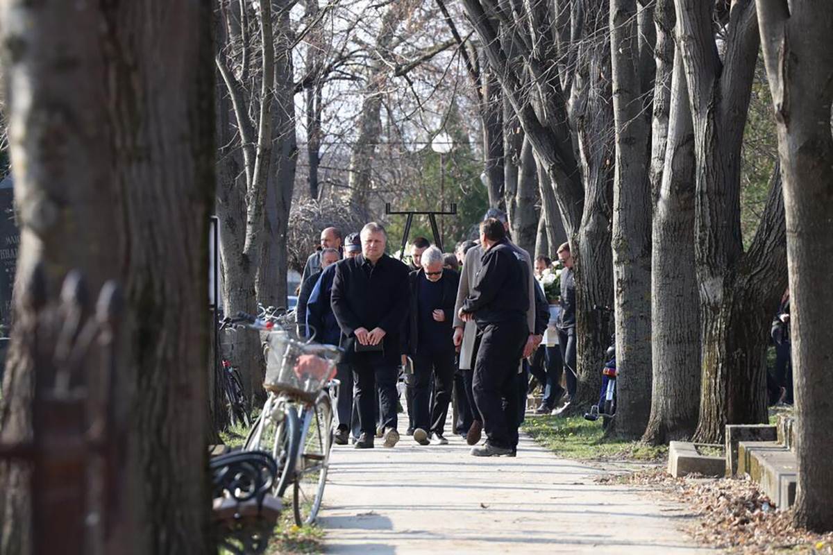 Sahrana Novi Sad (7).jpg