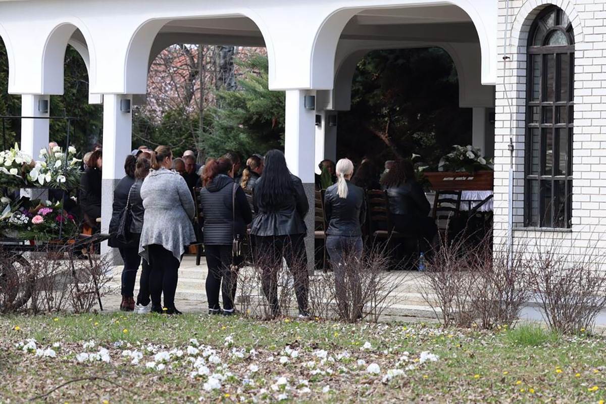 Sahrana Novi Sad (8).jpg