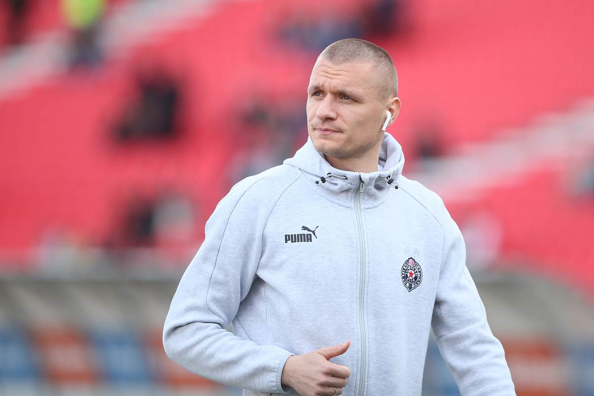 Partizanova uprava na derbiju na Marakani