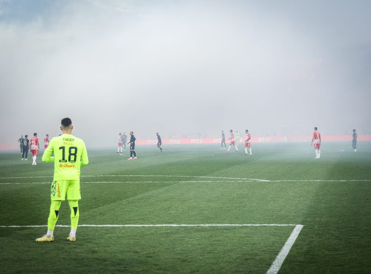 Vladan Milojević i Igor Duljaj pozdrav na derbiju Zvezda Partizan