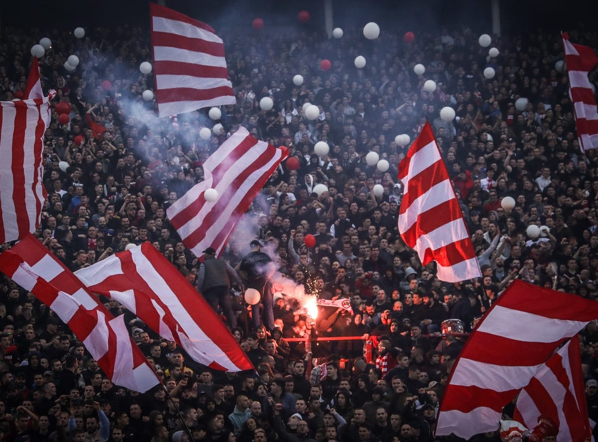 Vladan Milojević i Igor Duljaj pozdrav na derbiju Zvezda Partizan