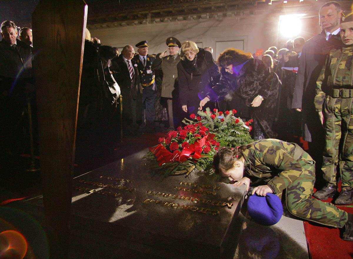 slobodan milošević sahrana  (2).jpg
