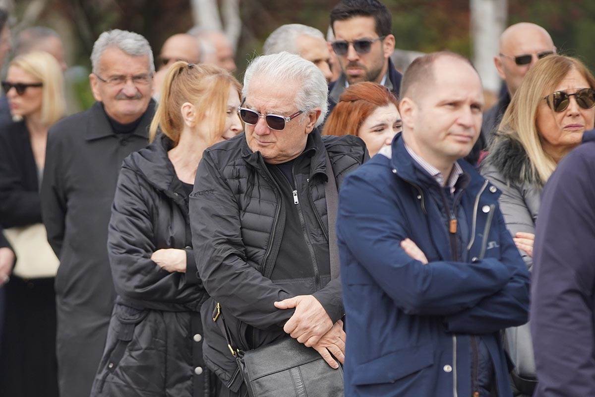 zana okuka sahrana (13) copy.jpg