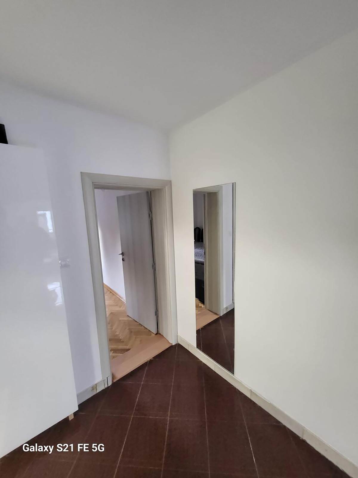 Stan u sklopu kuće u Žarkovu izdaju za 600 € (5) copy.jpg