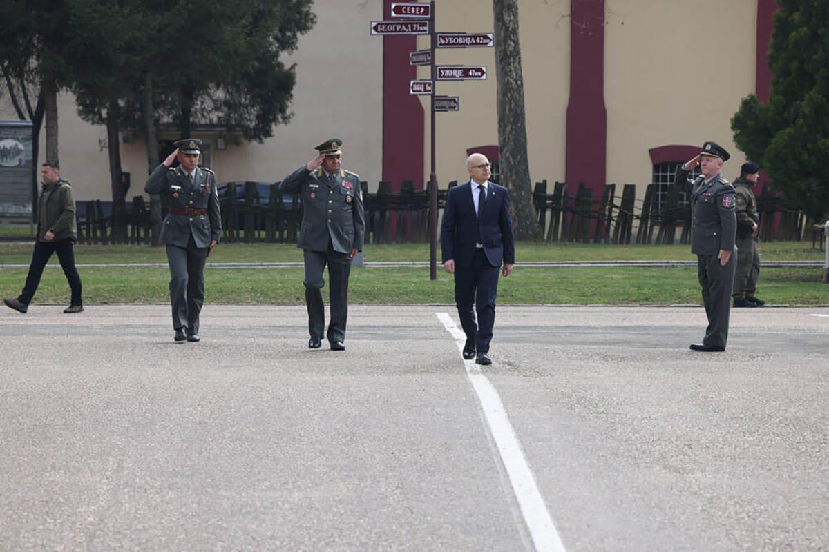 Vojska Srbije (2).jpg