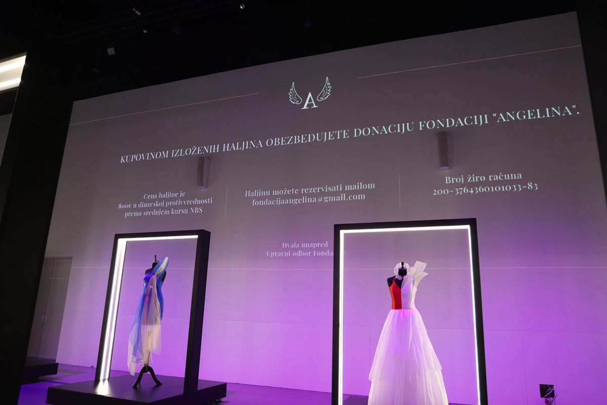 Izložba haljina (9) copy.jpg