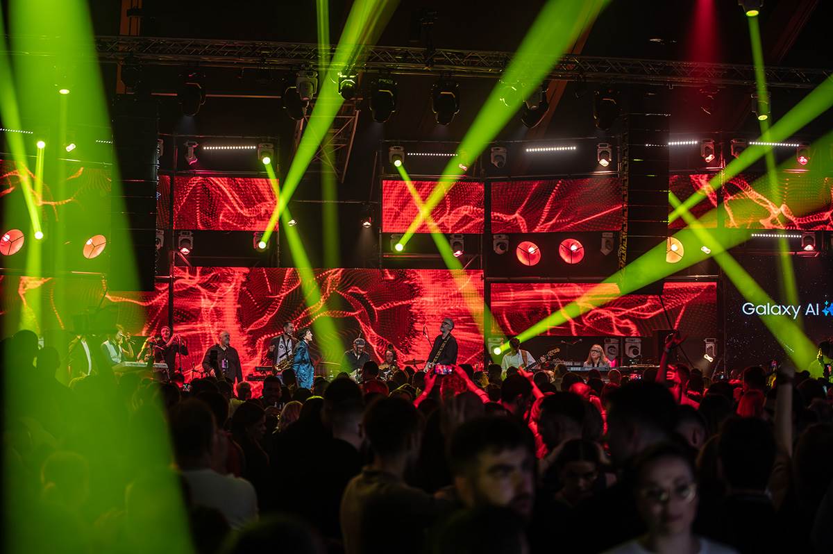 LiveProductionMWColaHighlight--21 copy.jpg