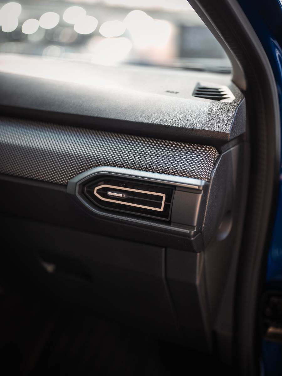 Sajam automiobila Dacia Logan-11.jpg