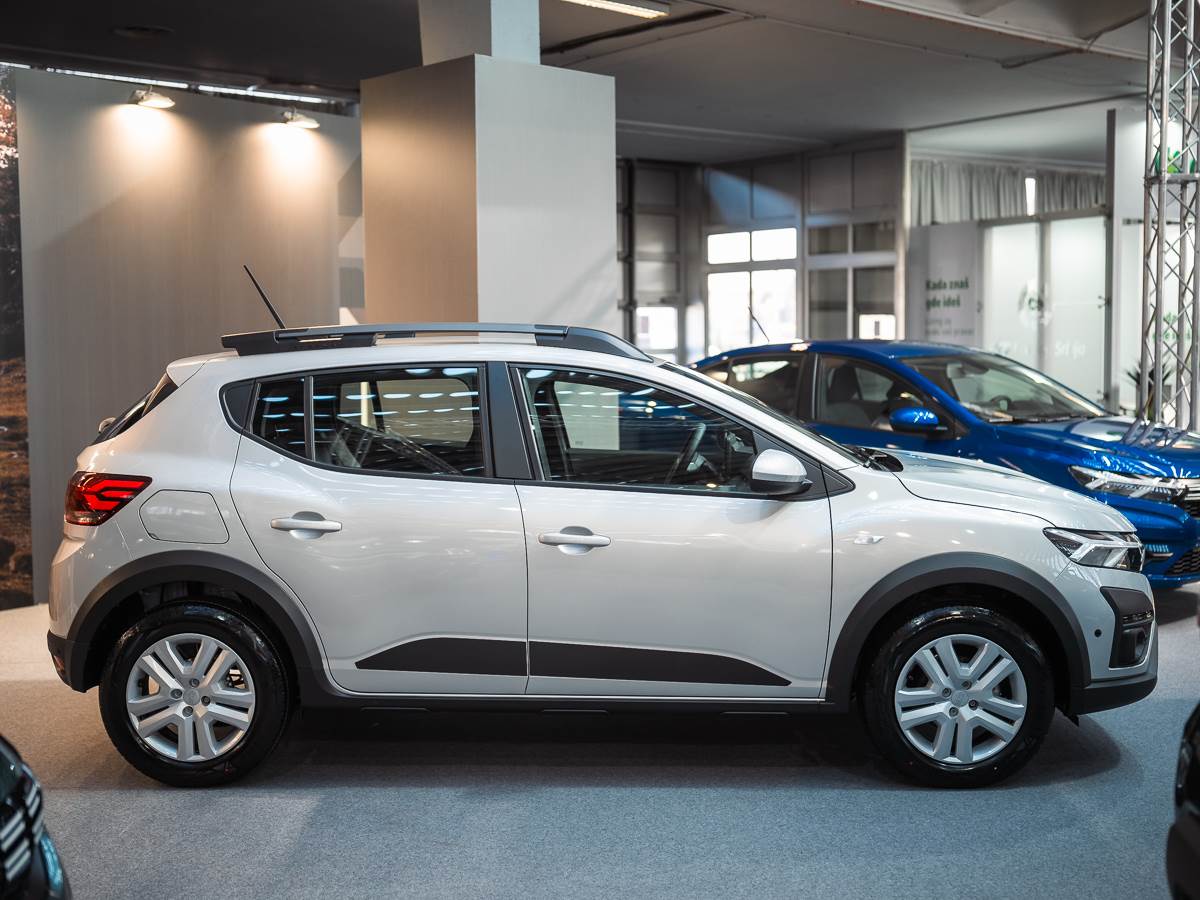 Sajam automiobila Dacia Sandero-9.jpg