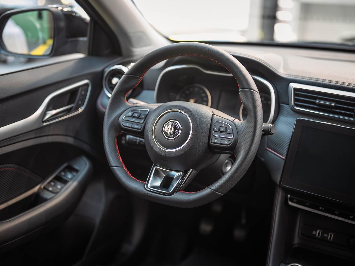 Sajam automiobila MG-13.jpg