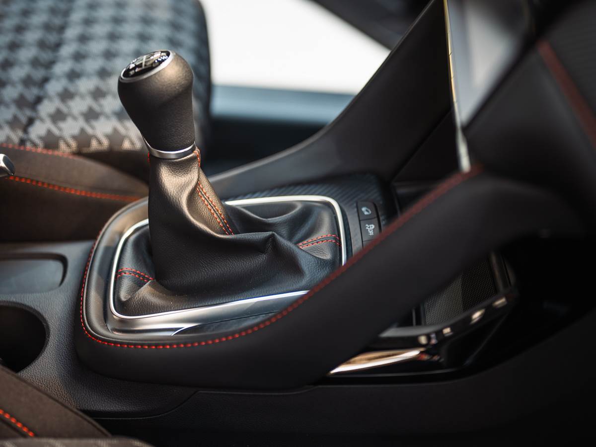 Sajam automiobila MG-10.jpg