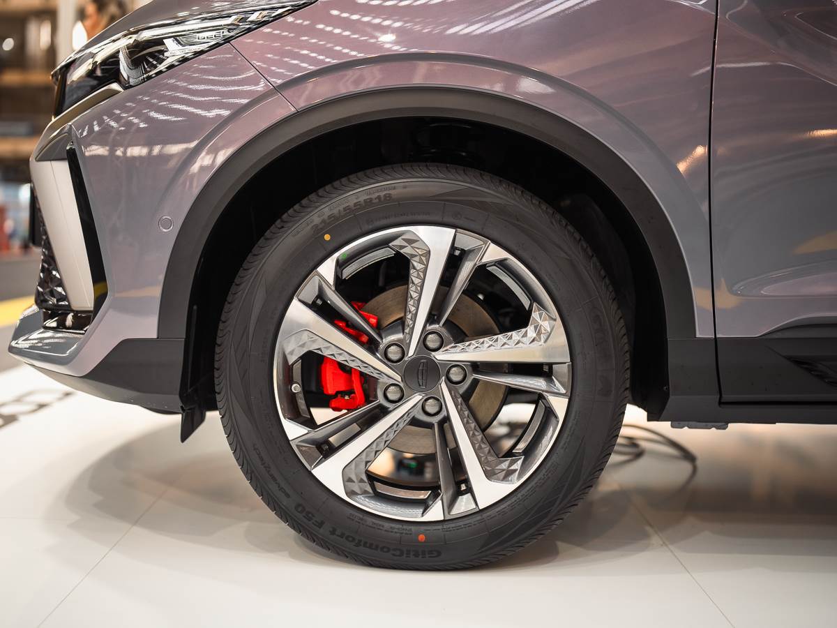 Sajam automiobila Geely Coolray.jpg