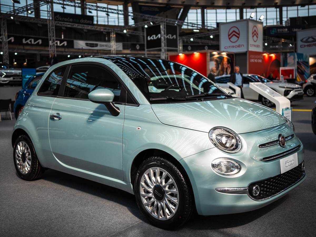 Sajam automobila Fiat 500-5.jpg