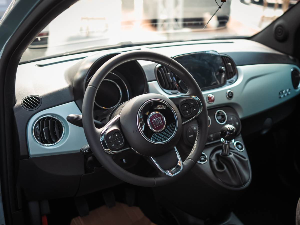 Sajam automobila Fiat 500.jpg