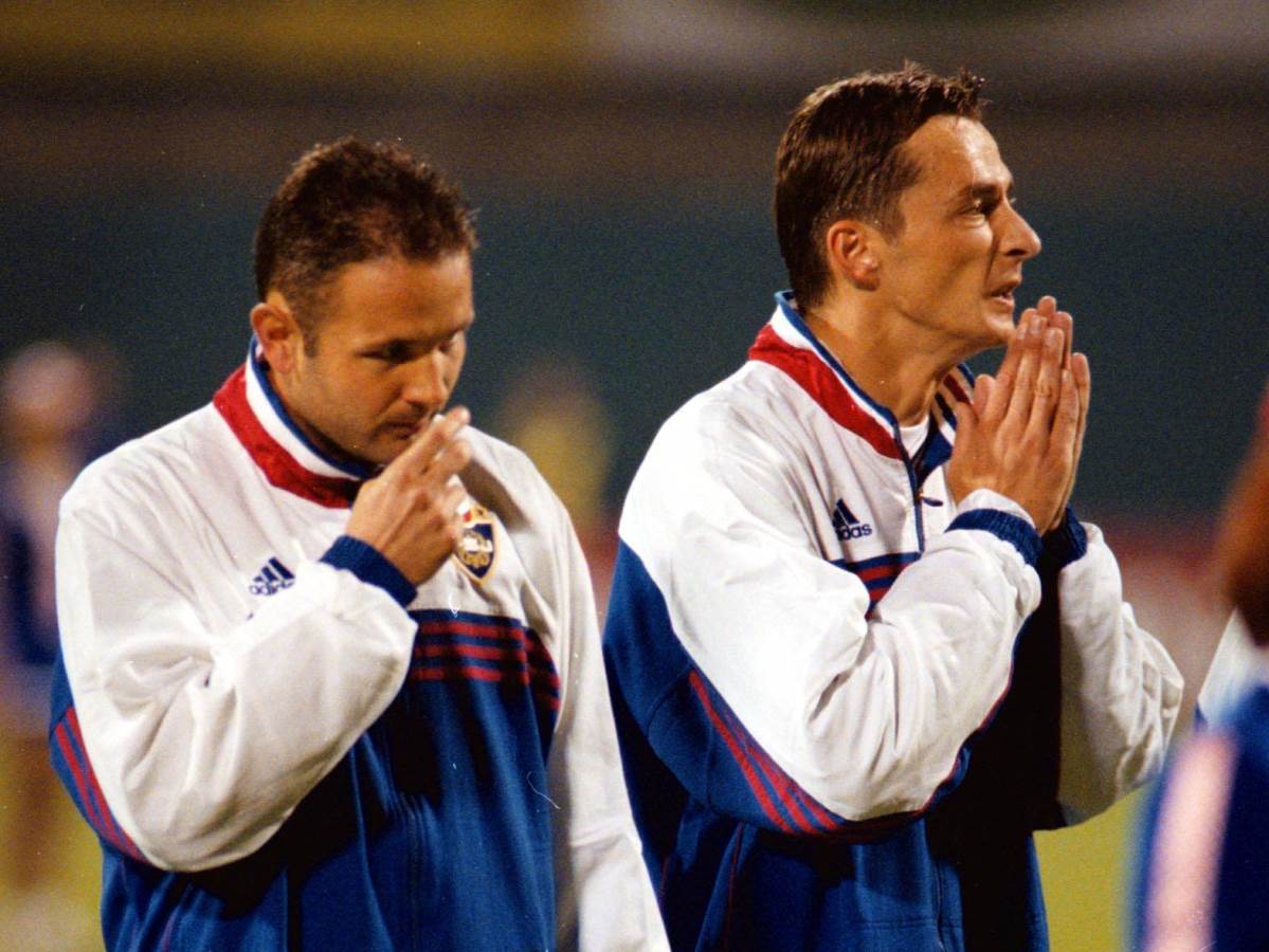 Siniša Mihajlović se krsti na Maksimiru kraj Slaviše Jokanovića