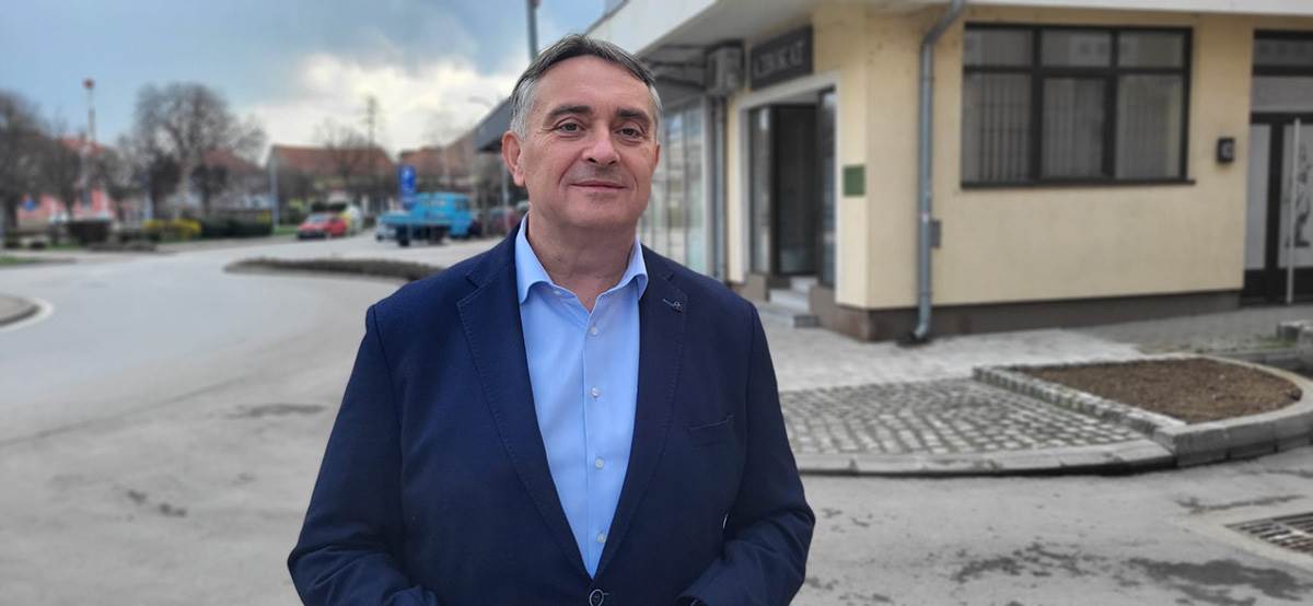 Srednja škola u Svilajncu (4).jpg