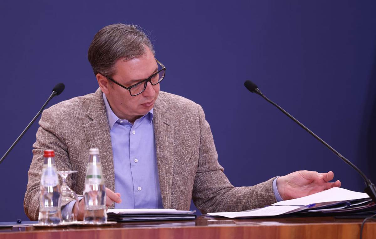 Aleksandar Vučić: Dug FK Partizan je 50 miliona evra