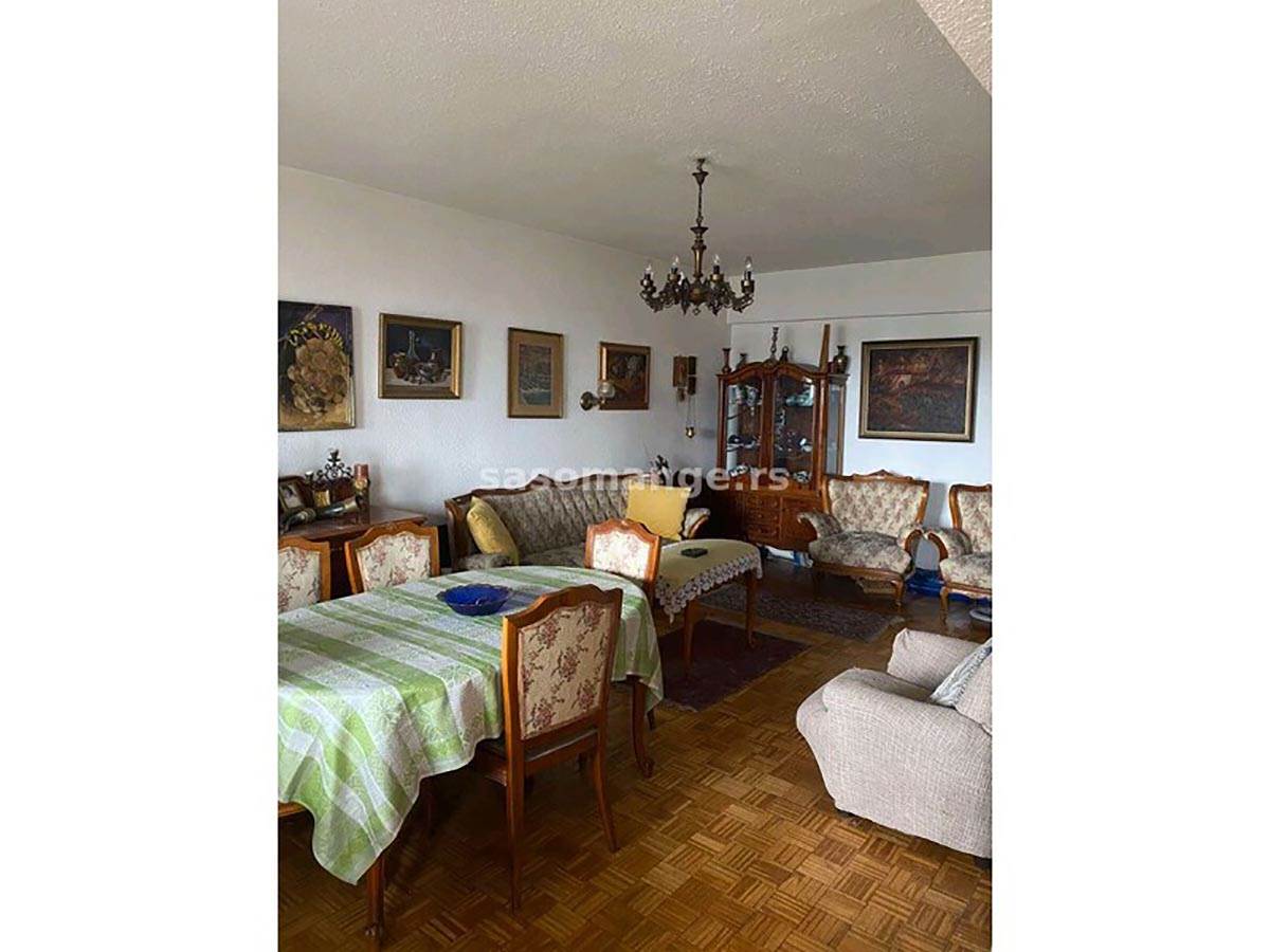 Klinicki centar, Resavska, 109m, uknjizen, 395.000e copy.jpg