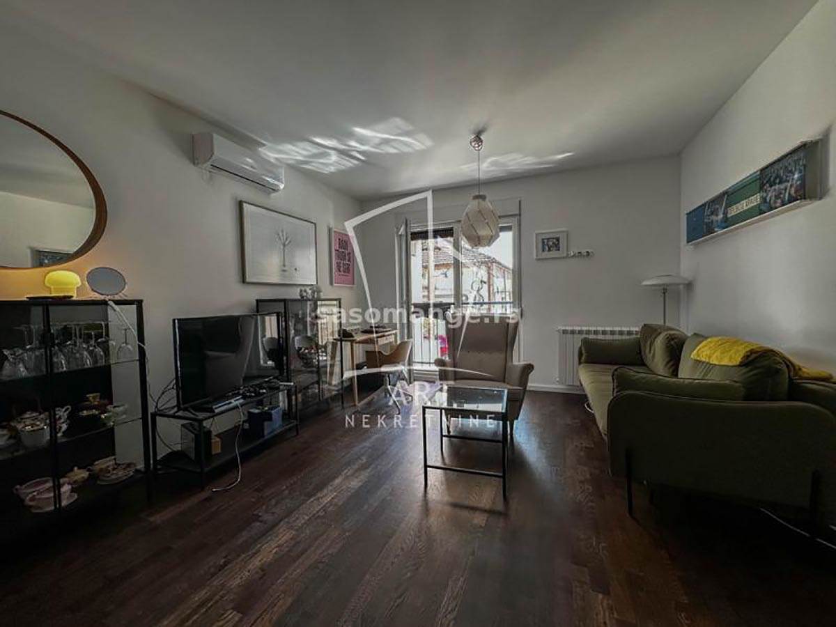 Vracar, Cerska, nov stan sa dvoristem ID#5245, 175.000e copy.jpg