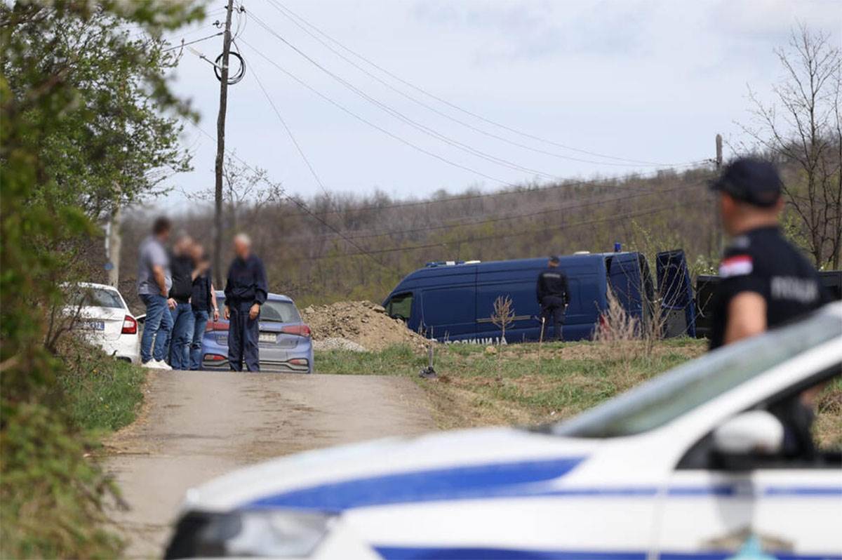 FOTOGRAFIJE SA MESTA NESTANKA DANKE ILIĆ (13) copy.jpg