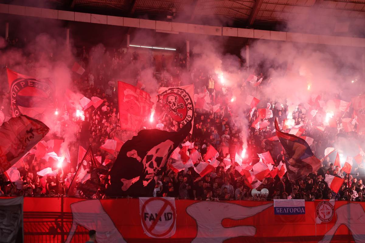 Crvena zvezda Železničar, poznati zovu na stadion