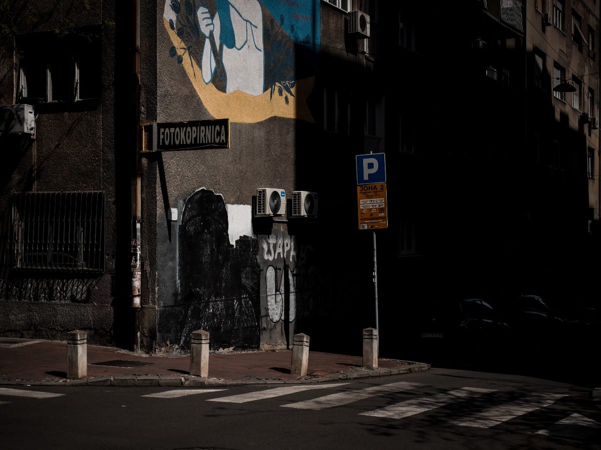 Murali GTR unisteni crnom bojom (5).jpg