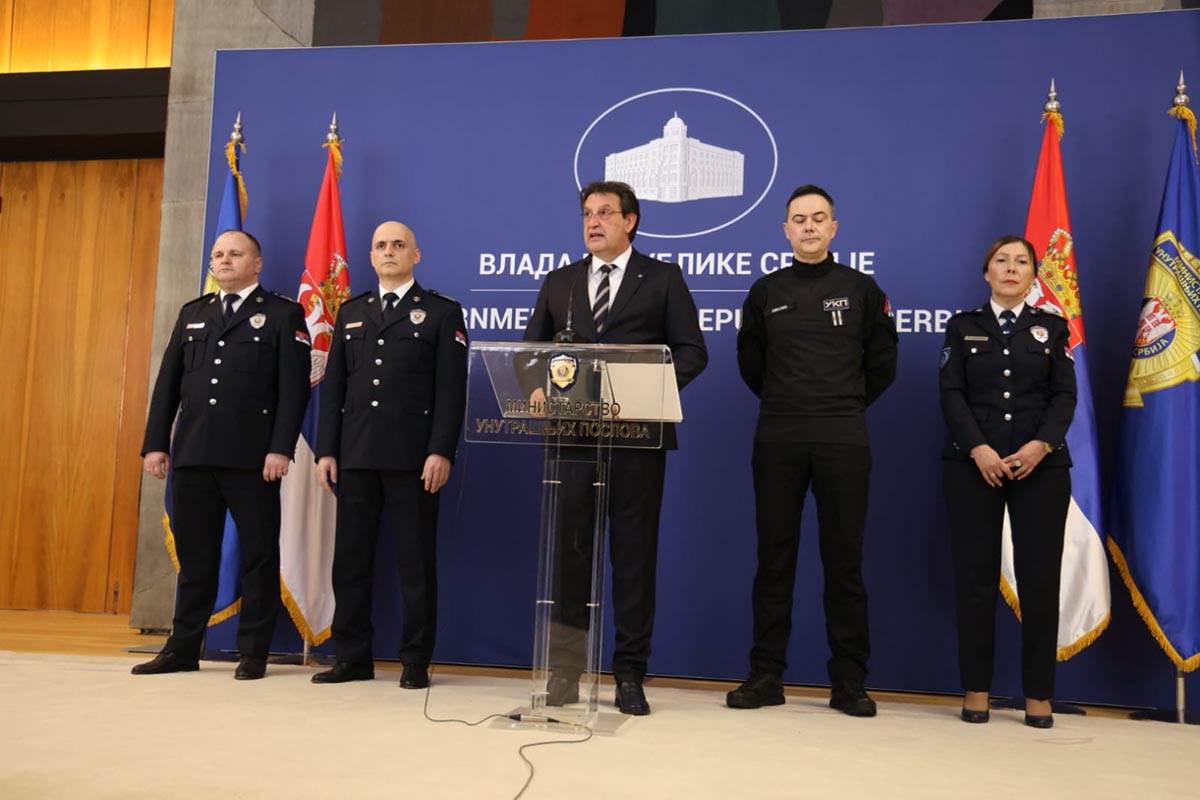 gašić (9) copy.jpg