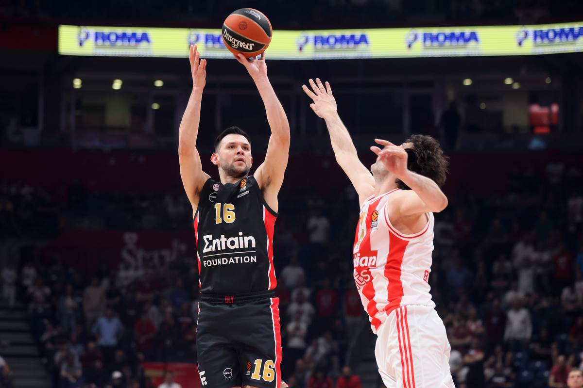 Crvena Zvezda Olimpijakos (3).JPG