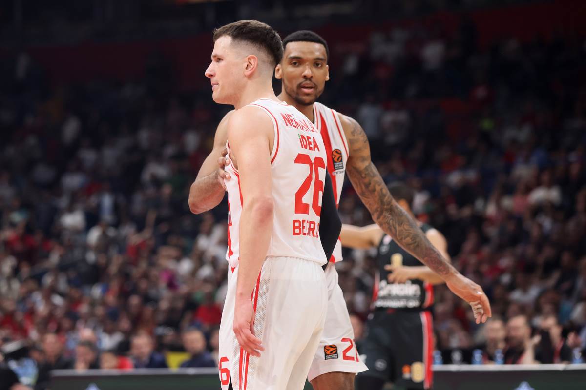 Crvena Zvezda Olimpijakos (4).JPG