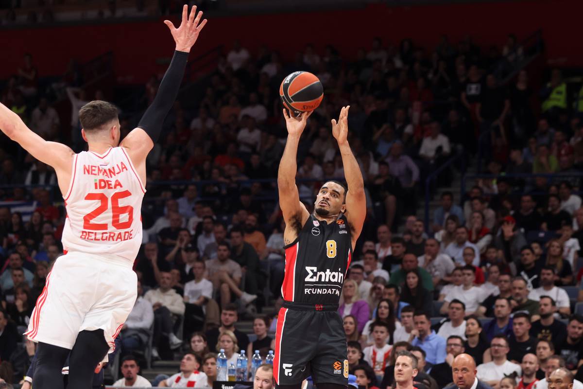 Crvena Zvezda Olimpijakos (6).JPG