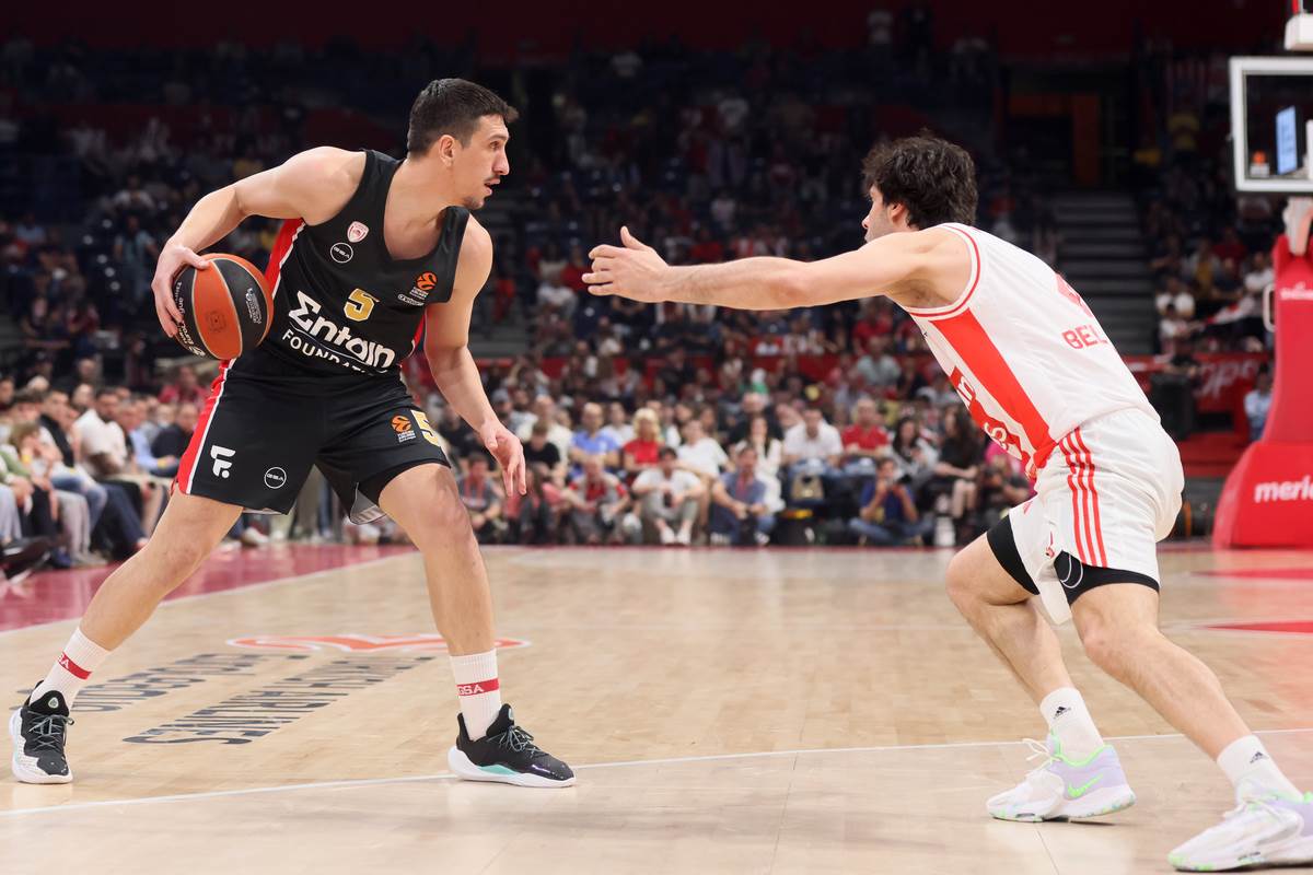 Crvena Zvezda Olimpijakos (11).JPG