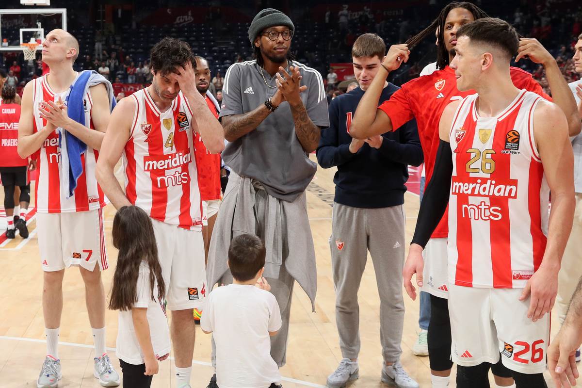 Crvena Zvezda Olimpijakos (6).JPG