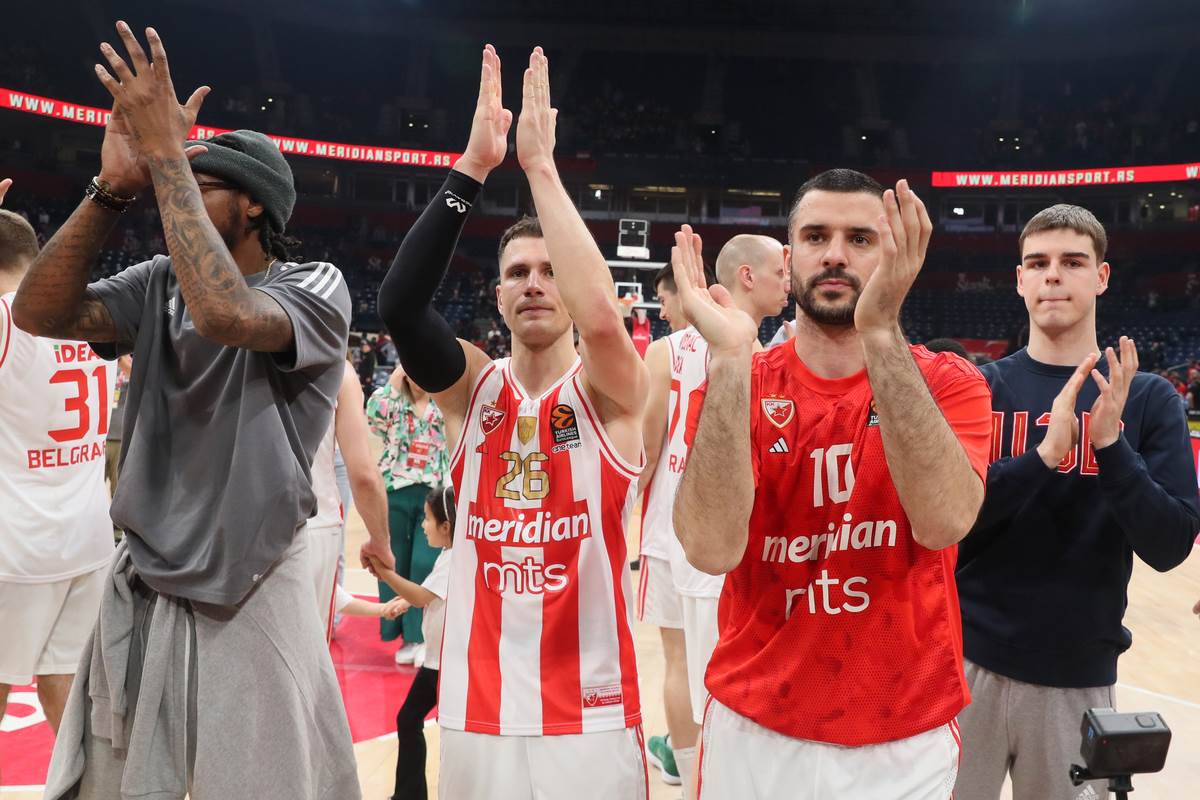 Crvena Zvezda Olimpijakos (8).JPG