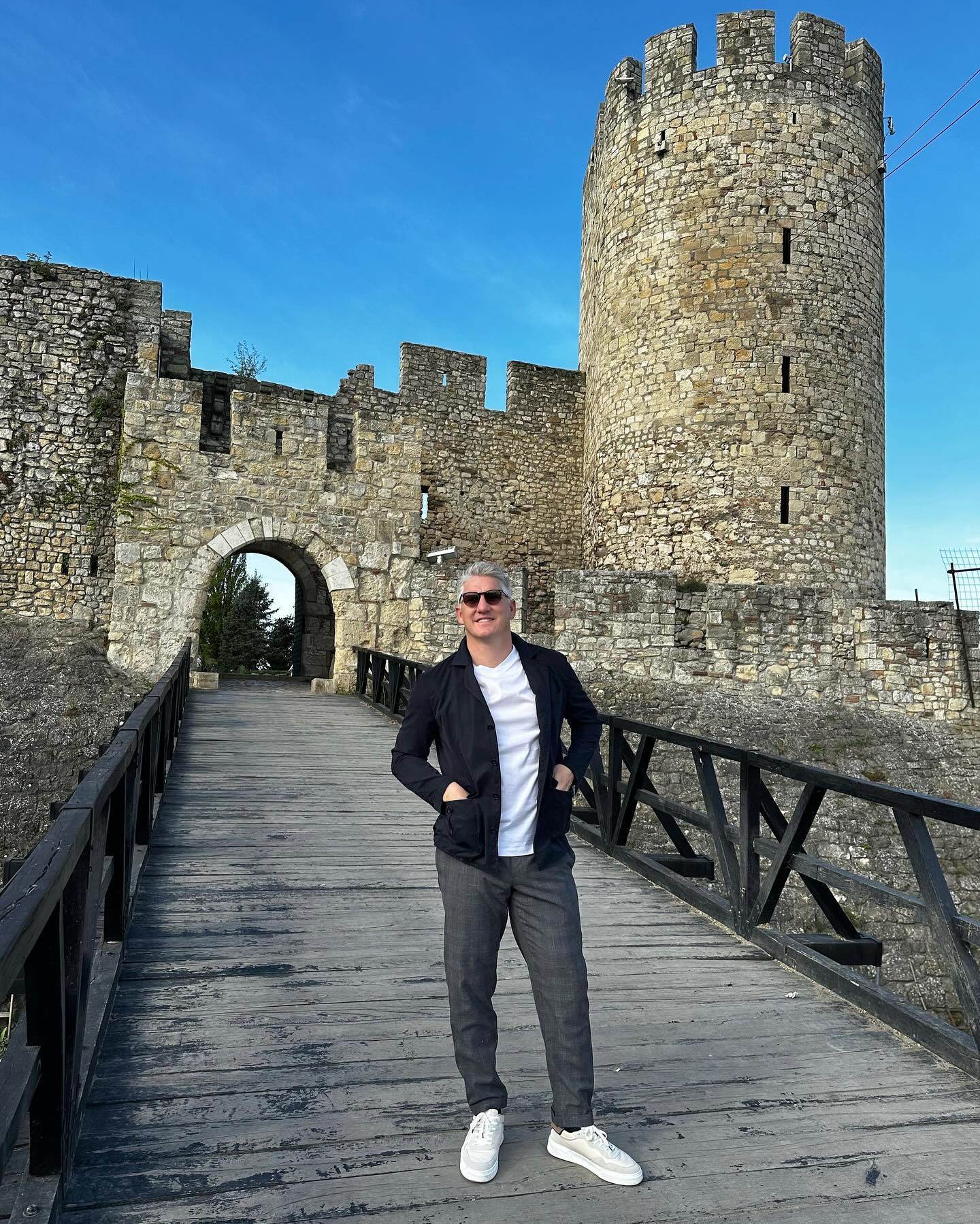 bastianschweinsteiger_1712486193_3340898792210146469_1477762022 (1).jpg